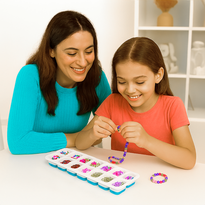 TTD® Siliconen IJsblokjesvorm met Deksel - Set van 4 - 14 x 4 IJsblokjes - Stapelbaar - BPA Vrij - IJsblokjes Zijn Makkelijk uit te Drukken